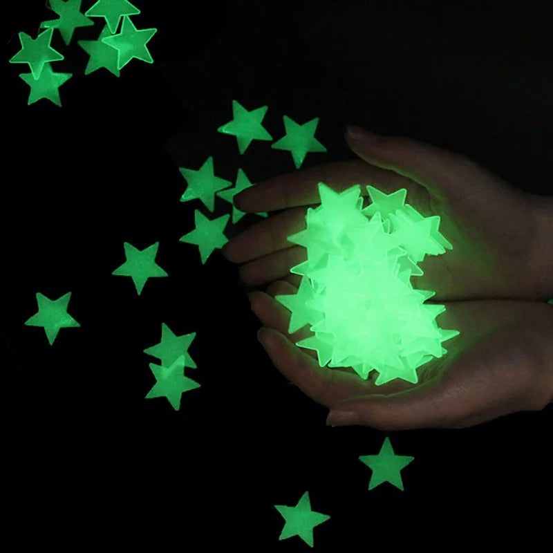 100 Peças Adesivos de Parede 3D em Forma de Estrela de Cinco Pontas Brilhante no Escuro, Fluorescentes, de PVC para Decoração de Teto, Quarto Infantil/Casa